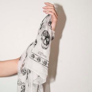 Alexander McQueen Skull Scarf